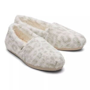 Toms White Flats with Fleece Lining